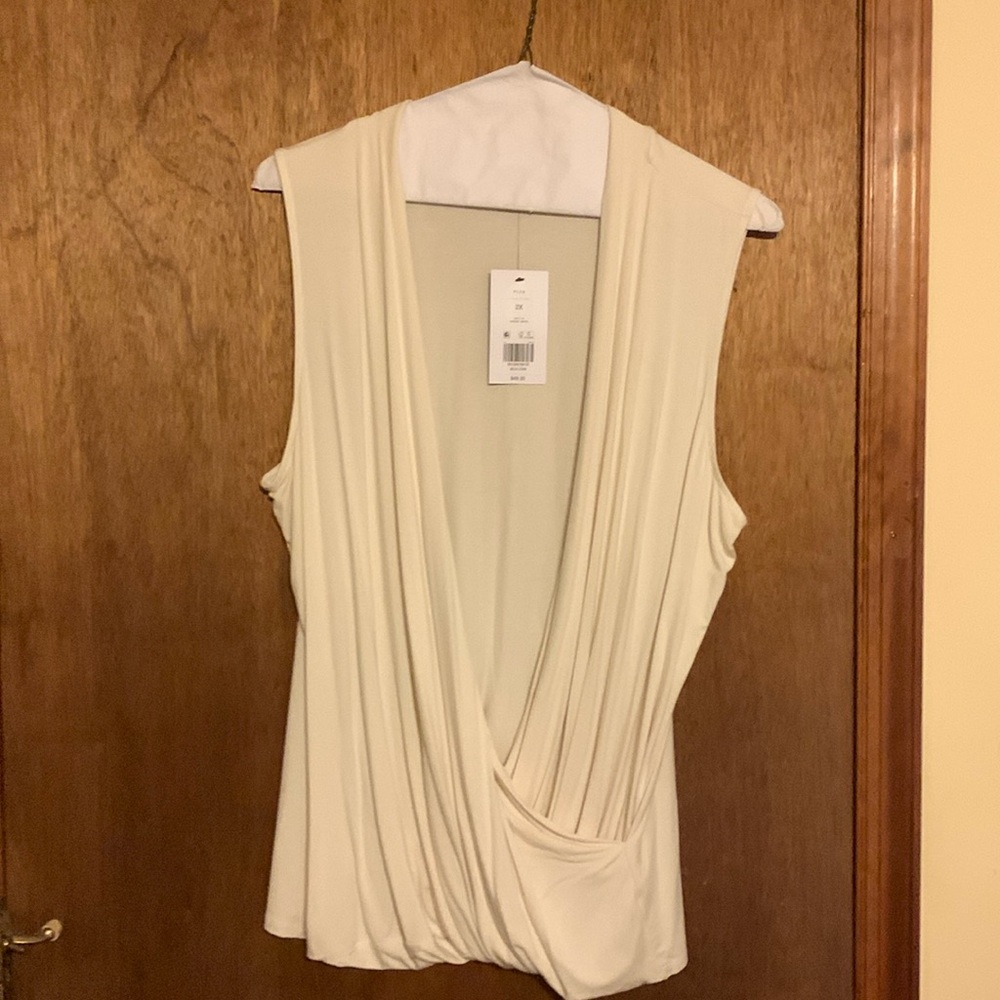 Women’s cross over top